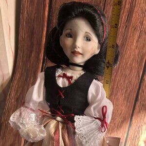 NEW Knowles Fairy Tales Heroine Porcelain Doll
